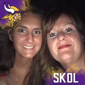 Meet your Posher, Deanie